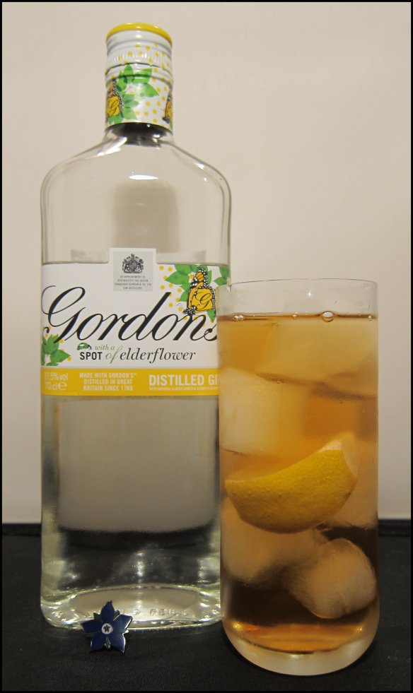 Serving Suggestion - Gordon's Elderflower with Apple Juice and a Lemon Wedge